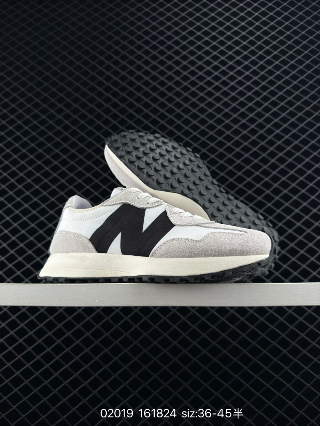 New Balance MS327